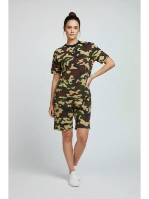 Kadın Kamuflaj Desenli Tişört Şort Takım – Günlük Rahat Kesim Yazlık 2’li Kombin - Kamuflaj