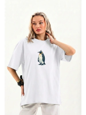 Kadın Oversize Tişört - Sırt Baskılı Survivor Penguin Temalı, Felsefi Yazılı Bisiklet yaka Tişört - Beyaz