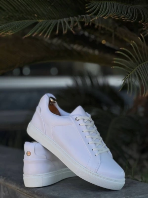 KB-BX1  Kuback Beyaz Cilt Yüksek Beyaz Taban Günlük Erkek Ayakkabı