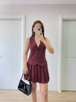 Keten Takım Görünümlü Düğme Detaylı Yelekli Mini Elbise - Bordo