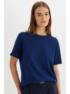 Regular Fit Bisiklet Yaka Casual Premium Basic Düz Kısa Kollu Tişört Lacivert