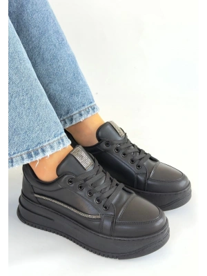 Natte Siyah Cilt Bağcıklı Spor Ayakkabı