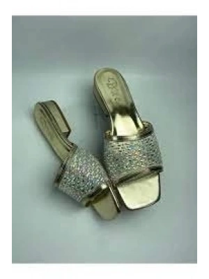 Ortu Gold Cilt İşlemeli Terlik