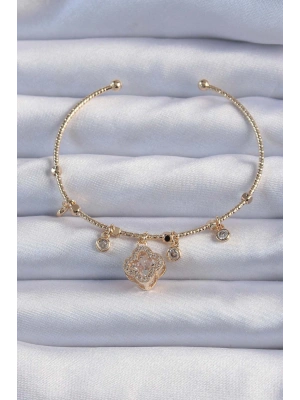 Pirinç Altın Renk Zirkon Taşlı Yonca Model Charm Bileklik