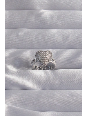 Pirinç Ayarlamalı Gümüş Renk Zirkon Taşlı Bombeli Kalp Yüzük