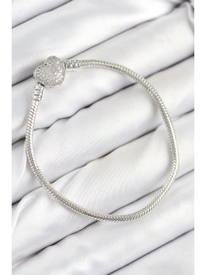 Pirinç Charm Zirkon Taşlı Kalp Model Gümüş Renk Kadın Bileklik