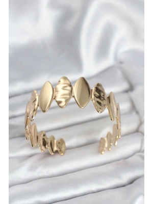 Pirinç Gold Renk Parçalı Model Kadın Bileklik