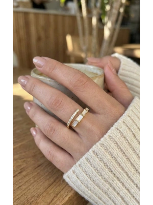 Pirinç Gold Renk Zirkon Taş Detaylı Yılan Model Ayarlanabilir Yüzük