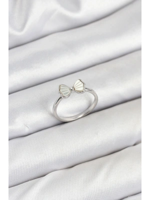 Pirinç Gümüş Renk Fiyonk Model Kadın Yüzük