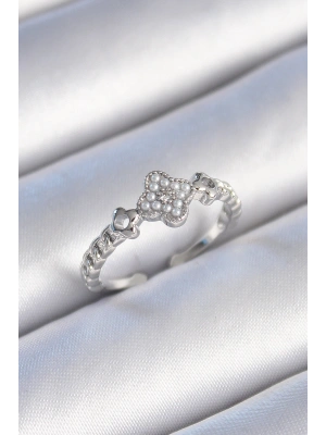 Pirinç Gümüş Renk İncili Yonca Model Zirkon Taş Detaylı Kadın Yüzük