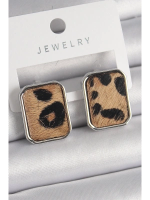 Pirinç Gümüş Renk Leopar Desenli Kare Model Kadın Küpe