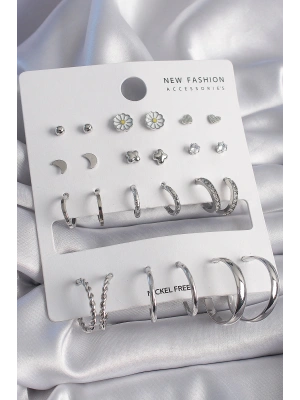 Pirinç Gümüş Renk Papatya Detaylı 12 Çift Kadın Küpe Seti