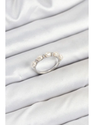 Pirinç Gümüş Renk Sıralı İncili Kadın Yüzük