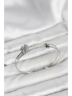 Pirinç Gümüş Renk Yonca Model Kadın Bileklik