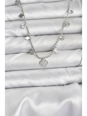 Pirinç Gümüş Renk Yonca Model Kadın Kolye