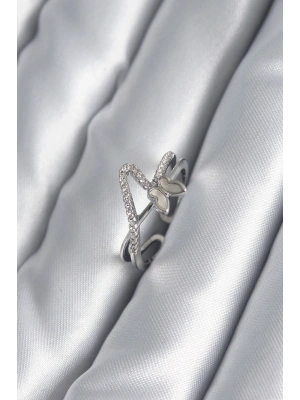 Pirinç Gümüş Renk Zirkon Taş Detay Kelebek Model Kadın Yüzük