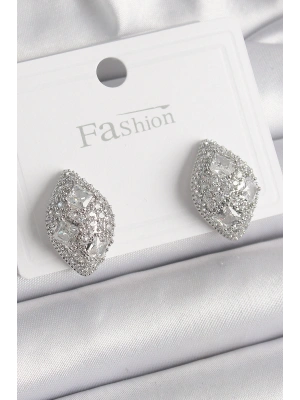 Pirinç Gümüş Renk Zirkon Taş İşlemeli Damla Model Kadın Küpe