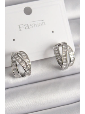 Pirinç Gümüş Renk Zirkon Taşlı Düğüm Halka Model Kadın Küpe