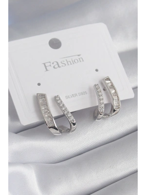 Pirinç Gümüş Renk Zirkon Taşlı Kadın Küpe