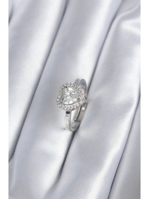 Pirinç Gümüş Renk Zirkon Taşlı Kalp Charm Model Kadın Yüzük