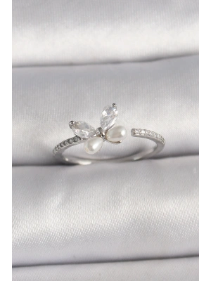 Pirinç Gümüş Renk Zirkon Taşlı Kelebek Model İnci Detaylı Ayarlanabilir Yüzük