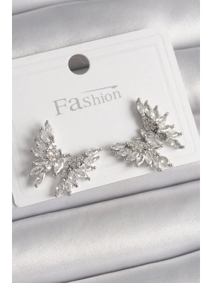 Pirinç Gümüş Renk Zirkon Taşlı Kelebek Model Kadın Küpe