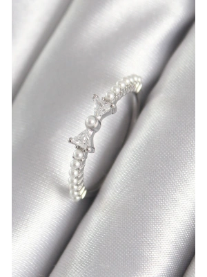 Pirinç Gümüş Renk Zirkon Taşlı Kurdele Model İnci Detay Kadın Yüzük