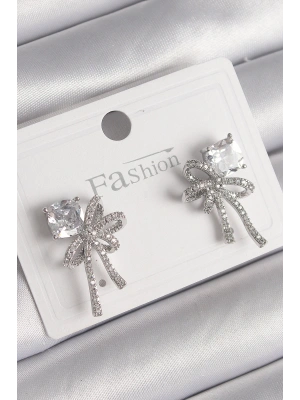 Pirinç Gümüş Renk Zirkon Taşlı Kurdele Model Kadın Küpe