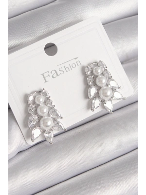 Pirinç Gümüş Renk Zirkon Taşlı Yaprak Model İnci Detay Kadın Küpe