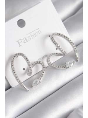 Pirinç Gümüş Renk Zirkon Taşlı Yılan Kalp Model Kadın Küpe