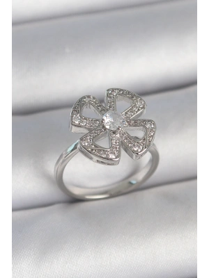 Pirinç Gümüş Renk Zirkon Taşlı Yonca Model Ayarlanabilir Kadın Yüzük