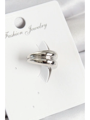 Pirinç Halka Model Gümüş Renk Sağ Kıkırdak Küpe