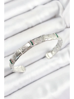 Pirinç Karışık Zirkon Taşlı Çiçek Model Gümüş Renk Altı Açık Kadın Bileklik
