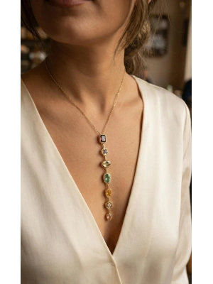 Pirinç Renkli Zirkon Taşlı Model Gold Renk 7 Element Kadın Y Kolye