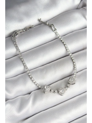 Pirinç Sıralı Kalp Figürlü Zirkon Taşlı Gümüş Renk Kadın Bileklik