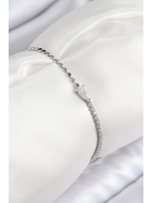 Pirinç Zirkon Taşlı Damla Model Ezme Zincir Gümüş Renk Kadın Bileklik