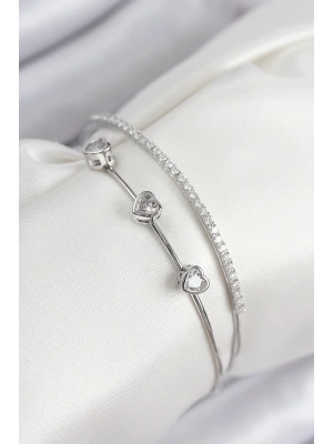 Pirinç Zirkon Taşlı Kalp Model Gümüş Renk Kadın Bileklik