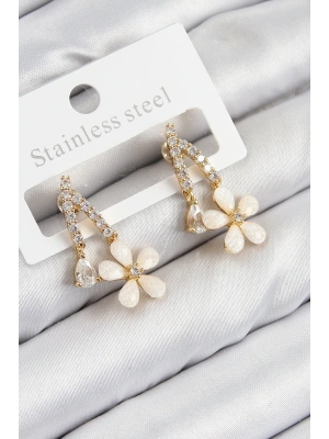 Pirinç Zirkon Taşlı Papatya Model Gold Renk Kadın Küpe