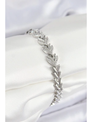 Pirinç Zirkon Taşlı Sıralı Ok Model Gümüş Renk Kadın Bileklik