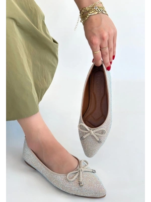 Sarra Bej Saten İşlemeli Babet Ayakkabı