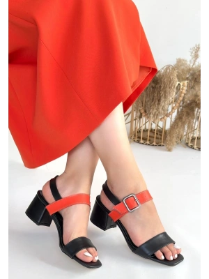 Year Siyah Cilt Turuncu Detaylı Siyah Topuklu Ayakkabı