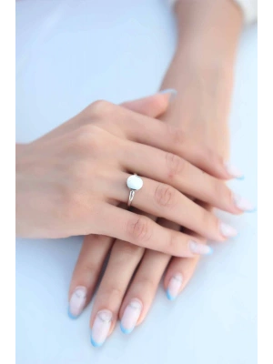 Yuvarlak Plaka Gümüş Renk Kadın Yüzük