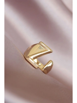 Z Harfli Altın Renk Ayarlamalı Metal Kadın Yüzük