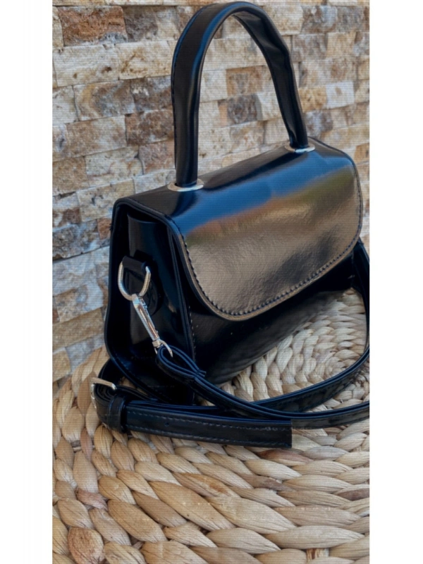 Kadın Rugan Deri El ve Omuz Çapraz Çanta cty-lbn-3362 Mini Boy 17x12x8 cm