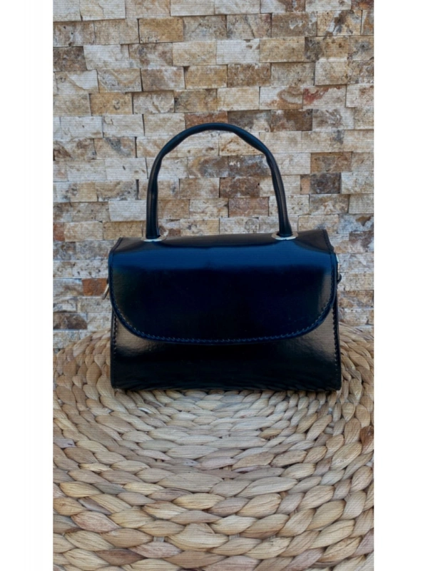 Kadın Rugan Deri El ve Omuz Çapraz Çanta cty-lbn-3362 Mini Boy 17x12x8 cm