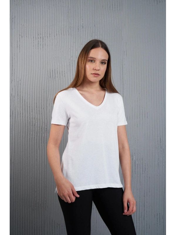 Kadın V Yaka Yırtmaç Detaylı Basic T-shirt cty-abr-10391
