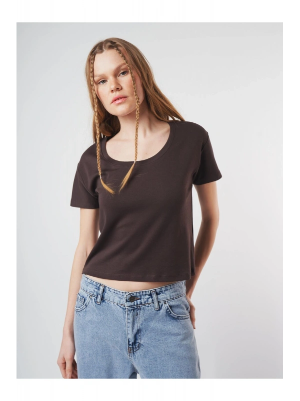 Geniş Bisiklet Yaka Basic Model Interlok Kumaş Kısa T-shirt cty-lbn-7082