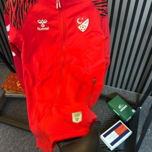 Hummel Kamp (Ders) Eşofman Üst - Kırmızı