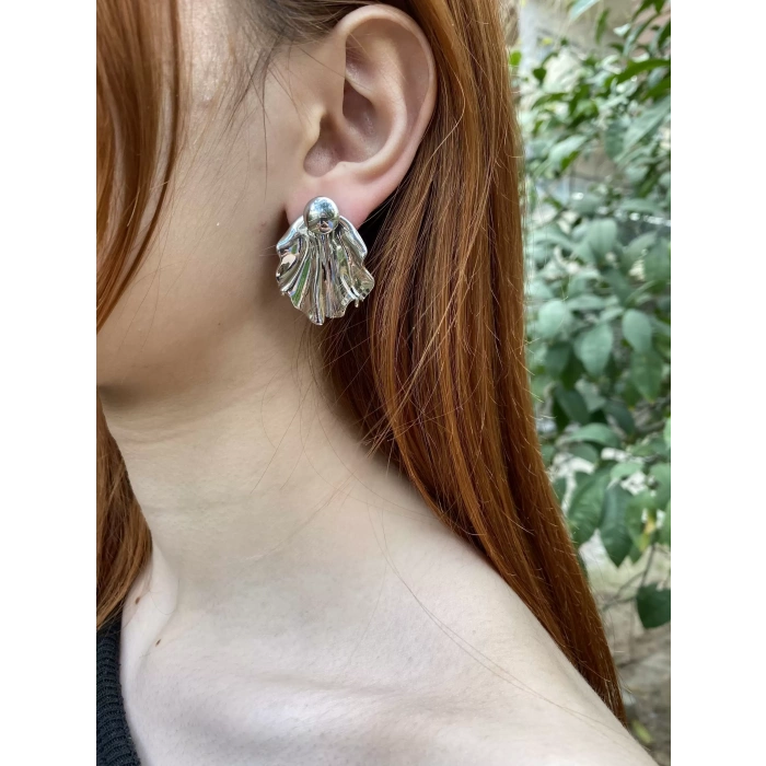 ÇELİK GÜMÜŞ MİDYE FİGÜRLÜ KÜPE