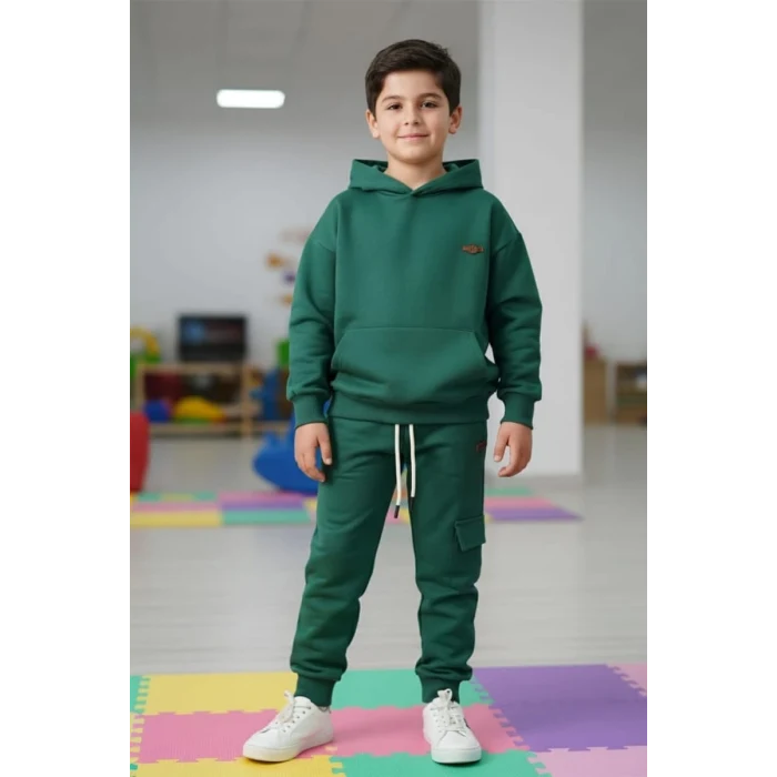 Kapüşonlu ve Kanguru Cepli Yeşil Renk Erkek Çocuk Eşofman Takım